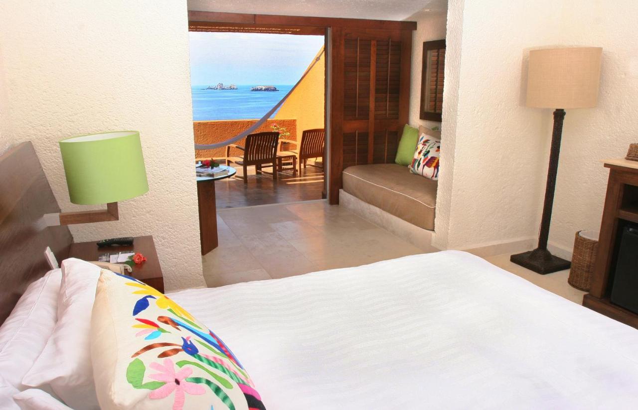 Las Brisas Ixtapa Hotel Икстапа Екстериор снимка